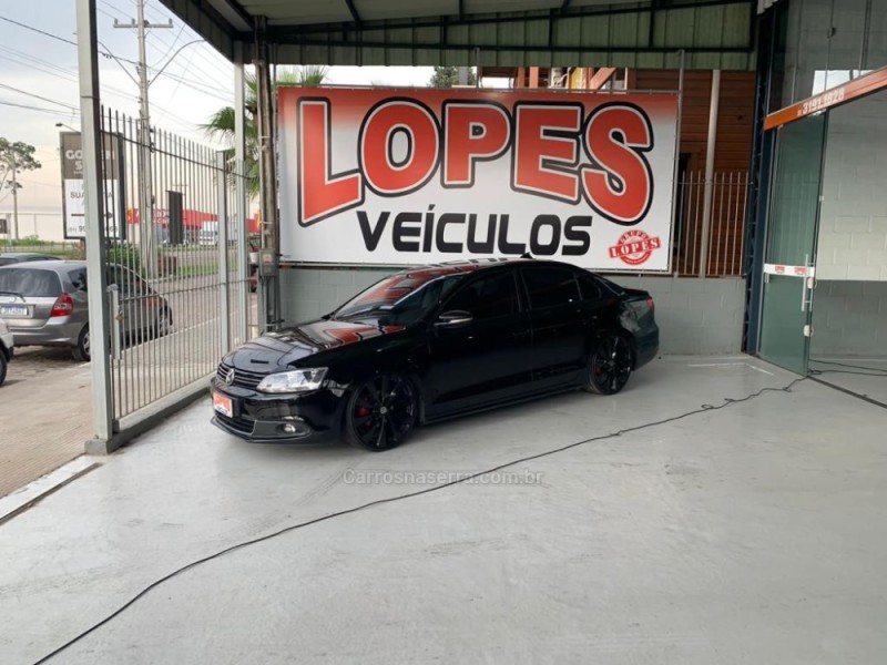 JETTA 2.0 COMFORTLINE FLEX 4P TIPTRONIC - 2012 - PORTãO