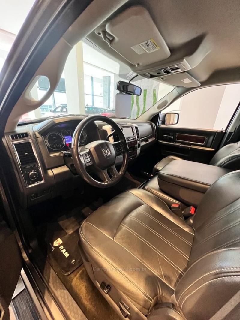 RAM 6.7 3500 LARAMIE 4X4 CD 6 CILINDROS TURBO DIESEL 4P AUTOMÁTICO - 2012 - ERECHIM