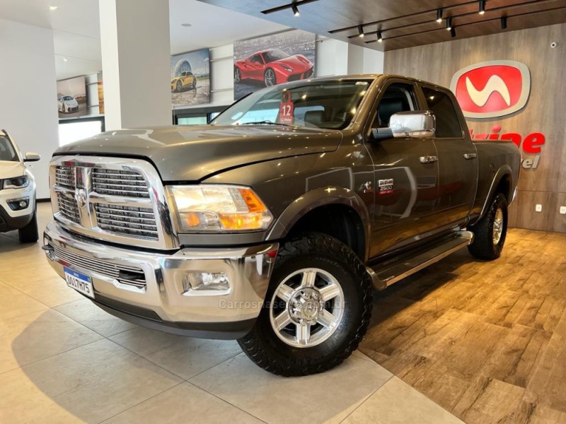 RAM 6.7 3500 LARAMIE 4X4 CD 6 CILINDROS TURBO DIESEL 4P AUTOMÁTICO - 2012 - ERECHIM