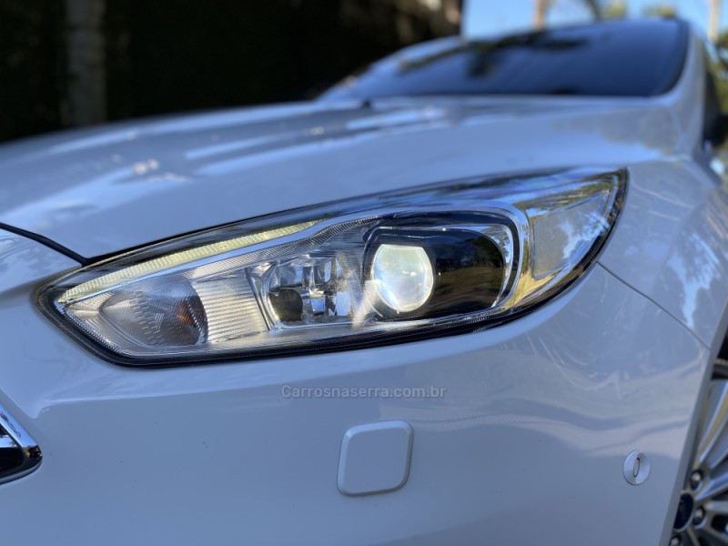 FOCUS 2.0 TITANIUM PLUS SEDAN 16V FLEX 4P AUTOMÁTICO - 2016 - CAXIAS DO SUL