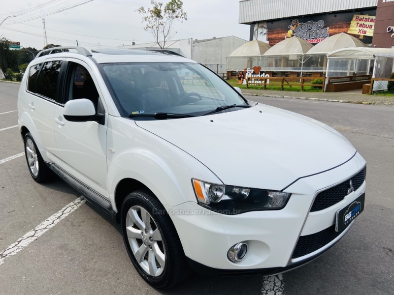 OUTLANDER 3.0 4X4 V6 24V GASOLINA 4P AUTOMÁTICO - 2012 - BENTO GONçALVES