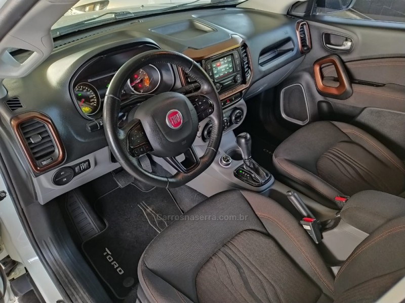 TORO 2.0 16V TURBO DIESEL VOLCANO 4WD AUTOMÁTICO - 2017 - CAXIAS DO SUL
