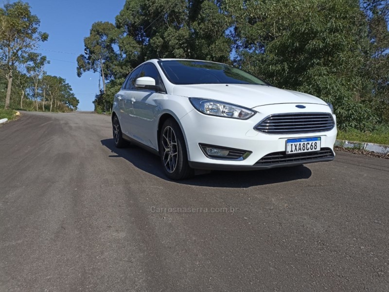 FOCUS 2.0 TITANIUM HATCH 16V FLEX 4P AUTOMÁTICO - 2016 - BENTO GONçALVES