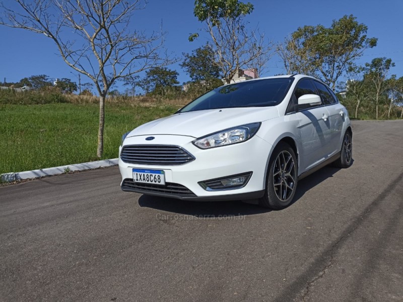 FOCUS 2.0 TITANIUM HATCH 16V FLEX 4P AUTOMÁTICO - 2016 - BENTO GONçALVES