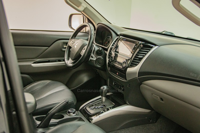 L200 TRITON 2.4 16V TURBO DIESEL SPORT HPE TOP CD 4P 4X4 AUTOMÁTICO - 2018 - CARLOS BARBOSA