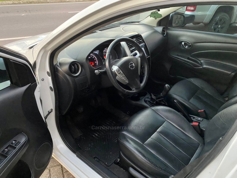 VERSA 1.6 16V FLEX SL 4P MANUAL - 2017 - CAXIAS DO SUL