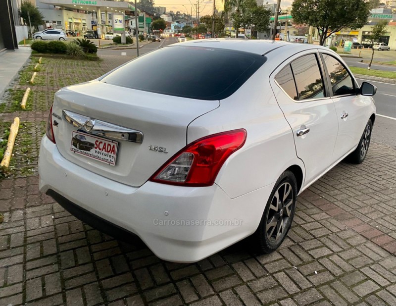 VERSA 1.6 16V FLEX SL 4P MANUAL - 2017 - CAXIAS DO SUL