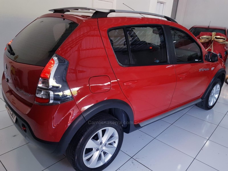 SANDERO 1.6 STEPWAY 8V FLEX 4P MANUAL - 2014 - CAMPO BOM