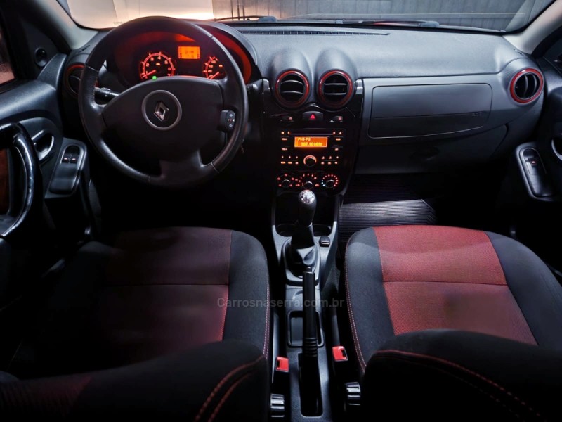 SANDERO 1.6 STEPWAY 8V FLEX 4P MANUAL - 2014 - CAMPO BOM