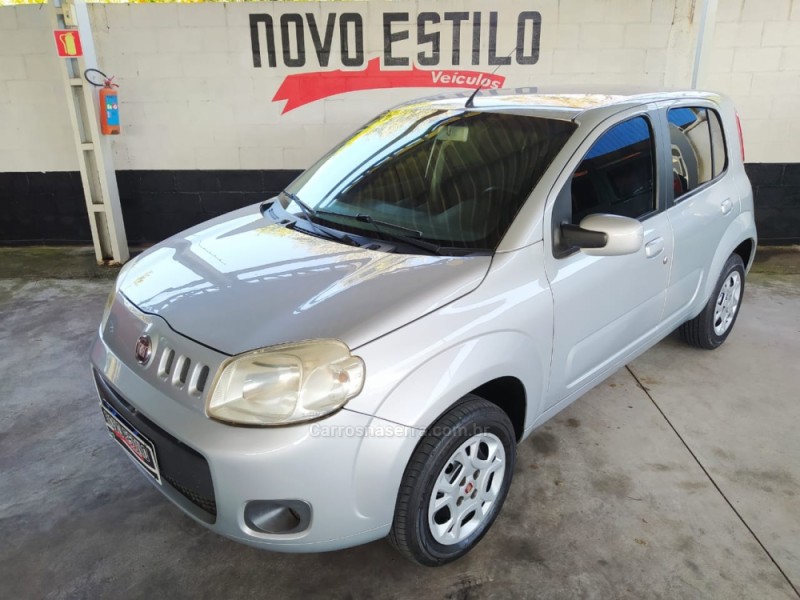 UNO 1.0 VIVACE 8V FLEX 4P MANUAL