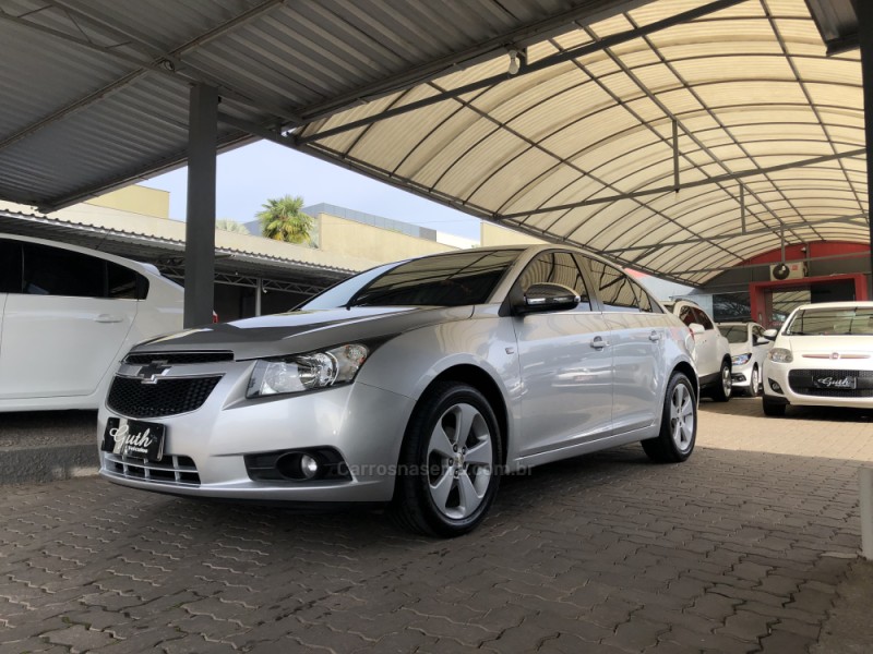 CRUZE 1.8 LT 16V FLEX 4P AUTOMÁTICO - 2013 - BOM PRINCíPIO