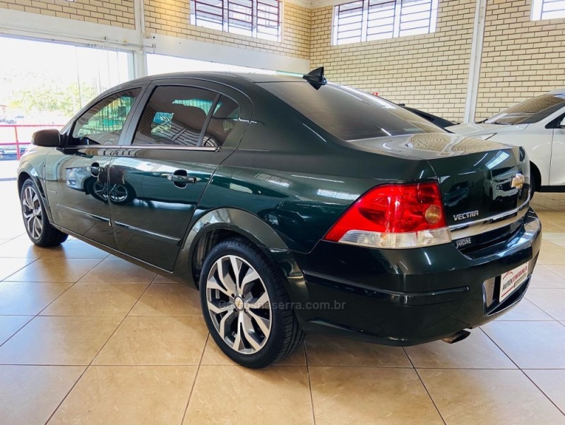 VECTRA 2.0 MPFI ELEGANCE 8V 140CV FLEX 4P AUTOMÁTICO - 2011 - CAPELA DE SANTANA