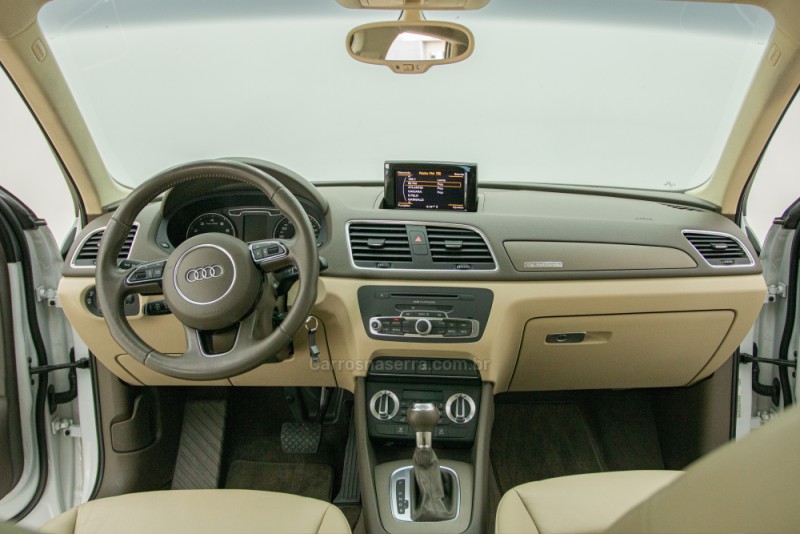 Q3 2.0 TFSI AMBIENTE QUATTRO 4P GASOLINA S TRONIC - 2014 - CARLOS BARBOSA