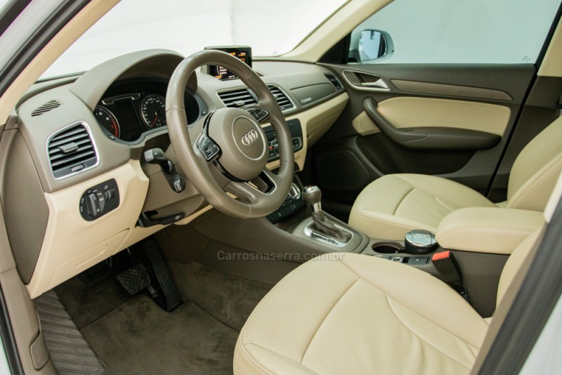 Q3 2.0 TFSI AMBIENTE QUATTRO 4P GASOLINA S TRONIC - 2014 - CARLOS BARBOSA