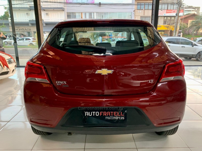 ONIX 1.0 MPFI LT 8V FLEX 4P MANUAL - 2019 - SãO LEOPOLDO