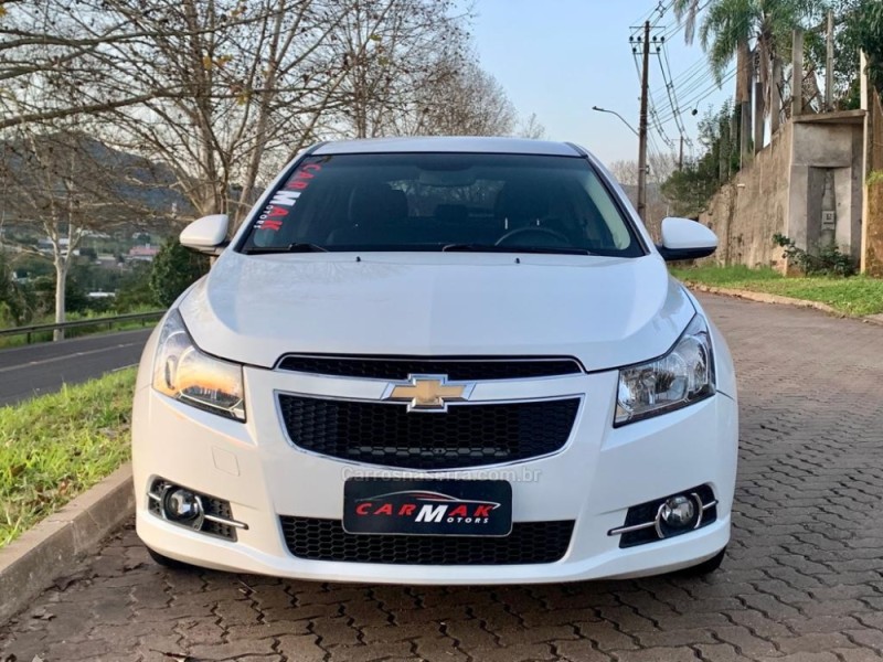 CRUZE 1.8 LT SPORT6 16V FLEX 4P AUTOMÁTICO - 2014 - DOIS IRMãOS