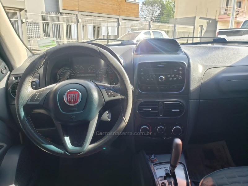 PALIO 1.8 MPI ADVENTURE WEEKEND 16V FLEX 4P AUTOMATIZADO - 2015 - FARROUPILHA