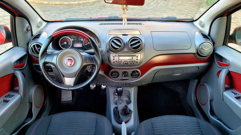PALIO 1.6 MPI SPORTING 16V FLEX 4P MANUAL - 2014 - IVOTI