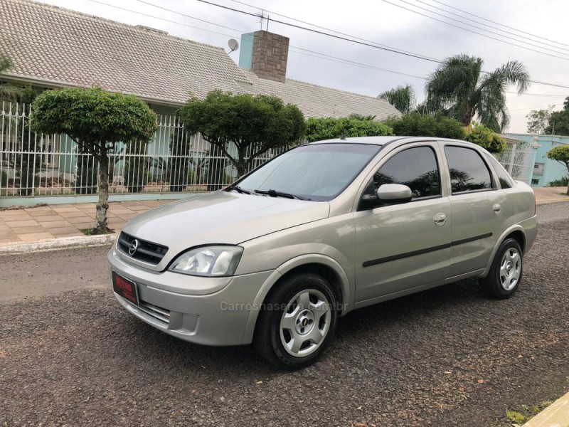 CORSA 1.0 MPFI PREMIUM 8V GASOLINA 4P MANUAL - 2005 - CAMPO BOM