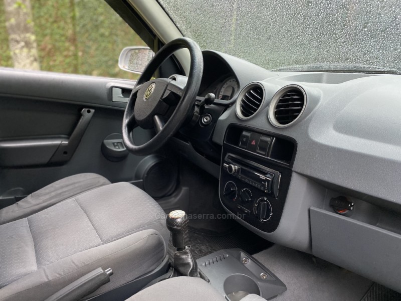 PARATI 1.8 COMFORTLINE 8V FLEX 4P MANUAL G.IV - 2006 - CAXIAS DO SUL