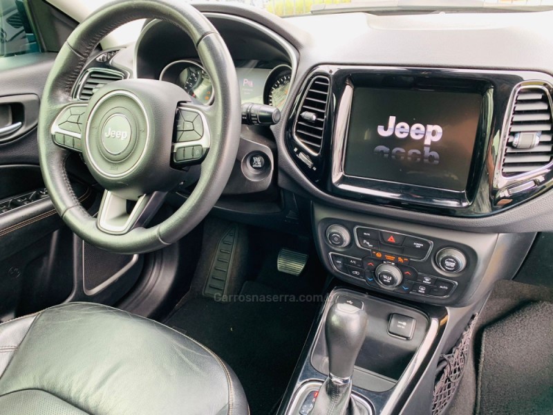COMPASS 2.0 16V FLEX LIMITED AUTOMÁTICO - 2017 - CAXIAS DO SUL