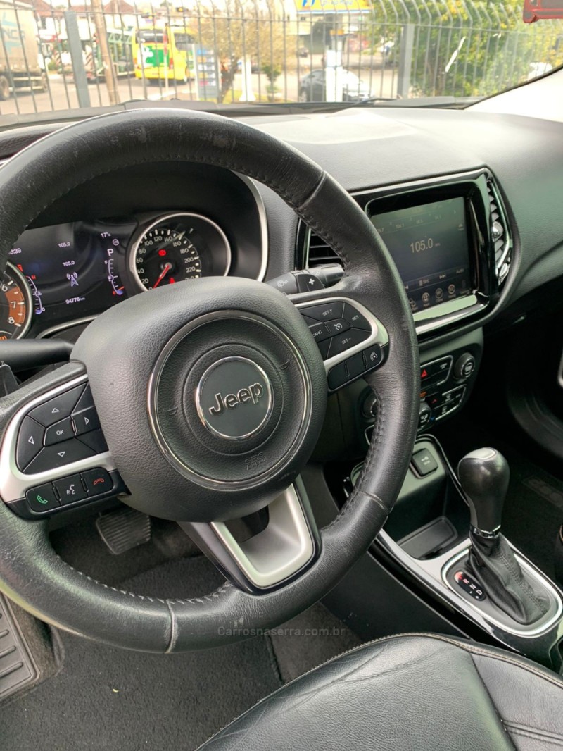 COMPASS 2.0 16V FLEX LIMITED AUTOMÁTICO - 2017 - CAXIAS DO SUL