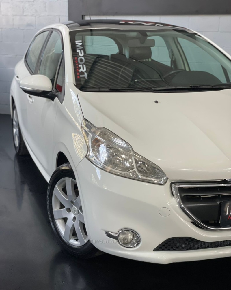 208 1.5 ALLURE 8V FLEX 4P MANUAL - 2014 - ESTâNCIA VELHA