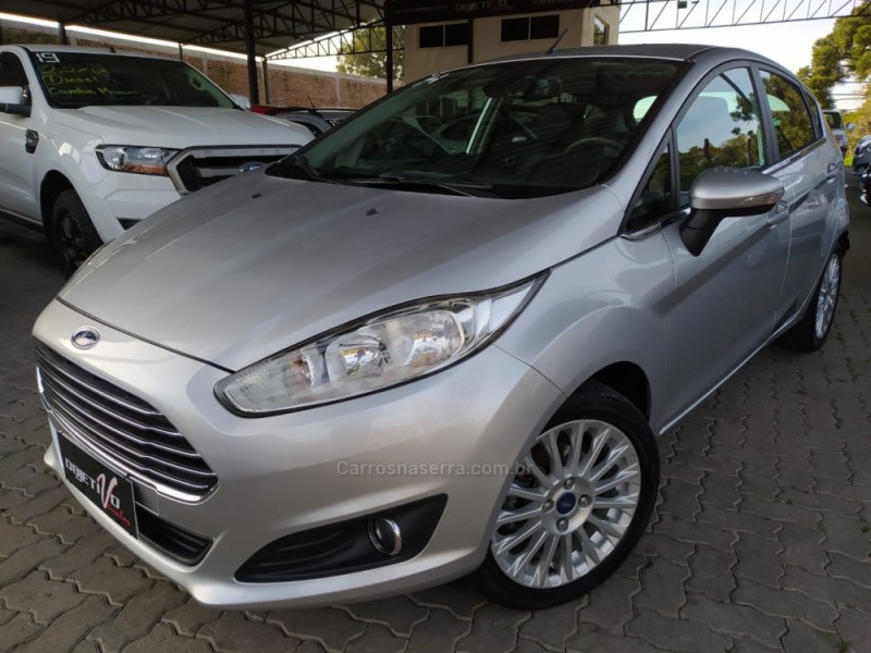 fiesta 1.6 titanium hatch 16v flex 4p automatico 2014 caxias do sul