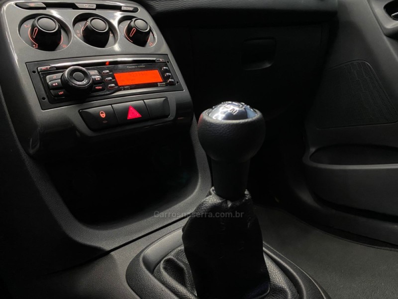 C3 1.5 ATTRACTION 8V FLEX 4P MANUAL - 2015 - CAXIAS DO SUL
