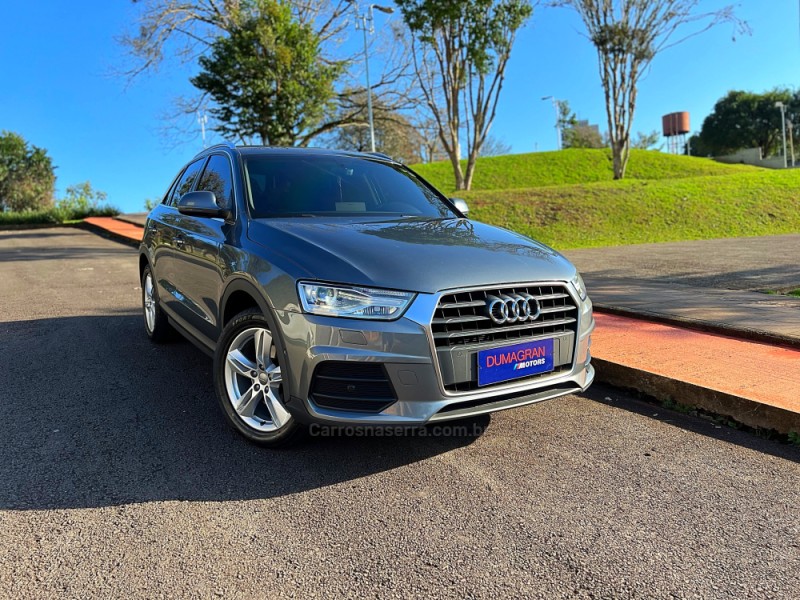 Q3 1.4 TFSI AMBIENTE GASOLINA 4P S TRONIC