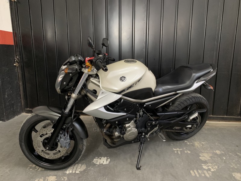 XJ6 N  - 2010 - FARROUPILHA