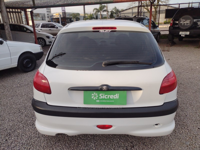 206 1.6 PASSION 16V 110CV 5P - 2000 - VERANóPOLIS
