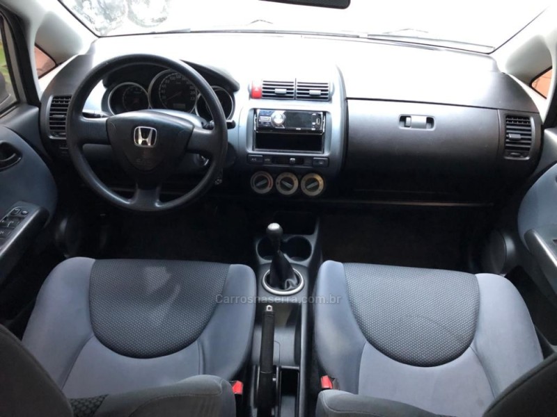 FIT 1.4 LX 8V GASOLINA 4P MANUAL - 2008 - TRêS COROAS