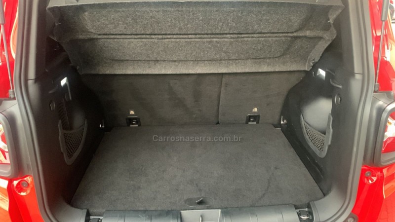 RENEGADE 1.8 16V FLEX SPORT 4P AUTOMÁTICO - 2016 - FARROUPILHA