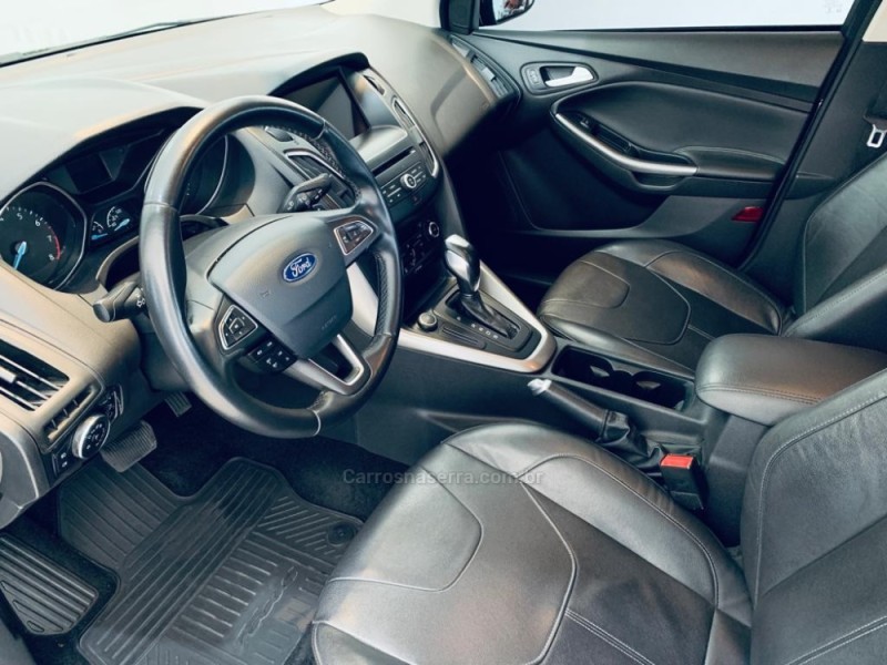FOCUS 2.0 SE PLUS SEDAN 16V FLEX 4P AUTOMÁTICO - 2018 - CAXIAS DO SUL