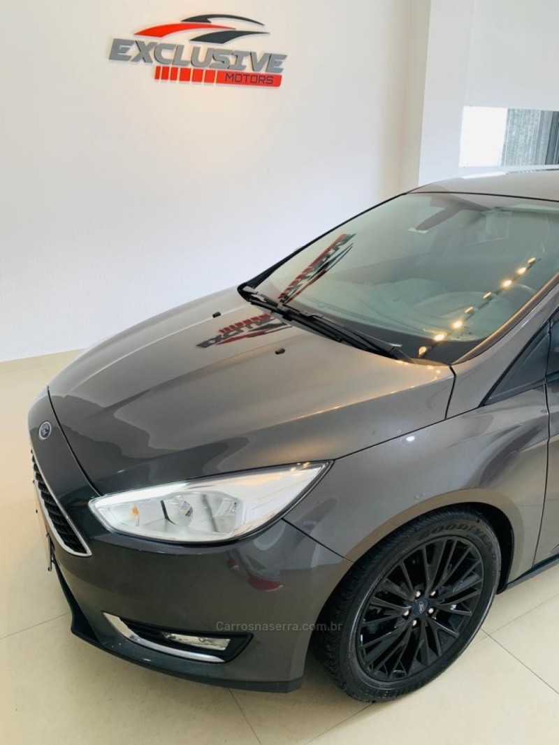 FOCUS 2.0 SE PLUS SEDAN 16V FLEX 4P AUTOMÁTICO - 2018 - CAXIAS DO SUL