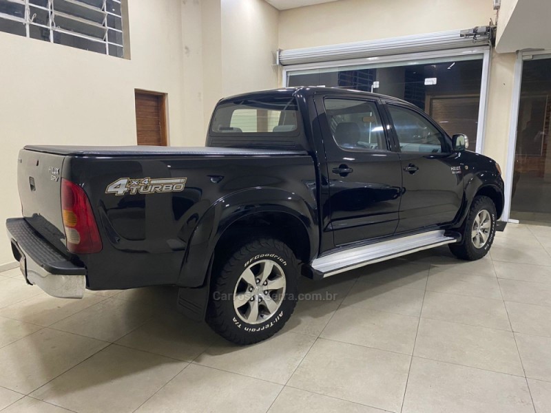 HILUX 3.0 SRV 4X4 CD 16V TURBO DIESEL 4P MANUAL - 2006 - VACARIA