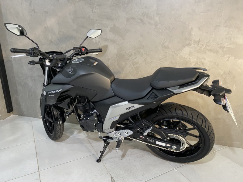 FAZER YS 250 BLUEFLEX - 2022 - NOVO HAMBURGO