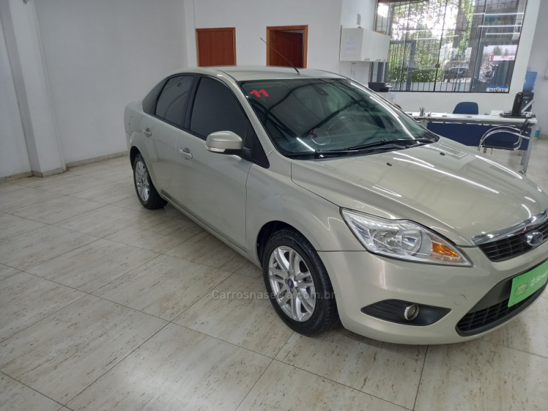 FOCUS 2.0 FC 16V GASOLINA 4P MANUAL