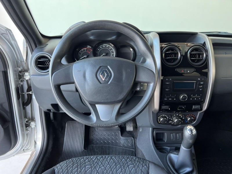 DUSTER 1.6 EXPRESSION 4X2 16V FLEX 4P MANUAL - 2016 - NOVO HAMBURGO