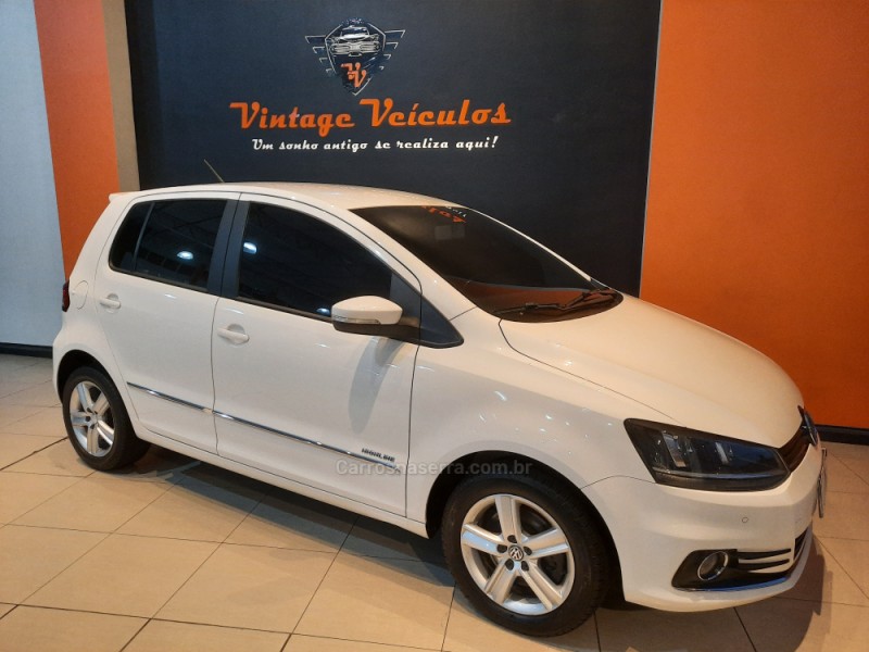 FOX 1.6 MI HIGHLINE 8V FLEX 4P MANUAL - 2015 - CAXIAS DO SUL