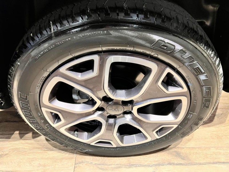 RENEGADE 1.8 16V FLEX LONGITUDE 4P AUTOMÁTICO - 2018 - ERECHIM