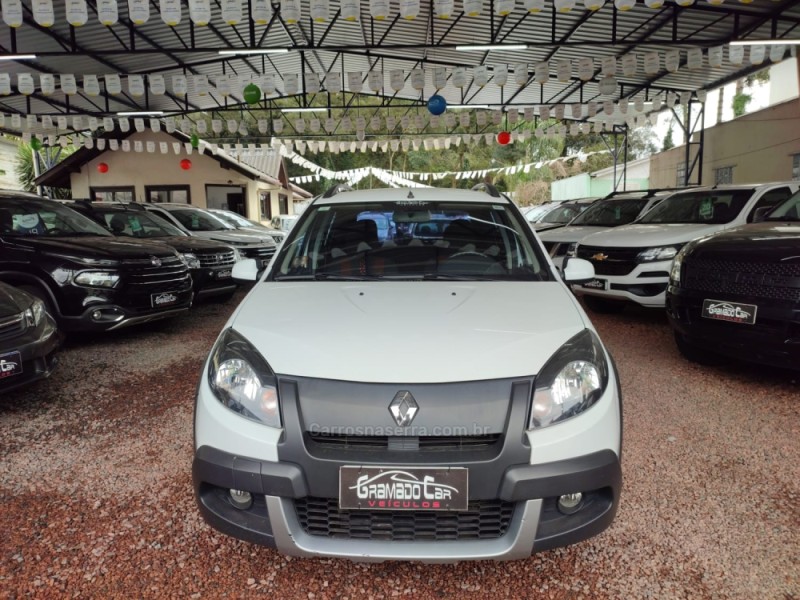 SANDERO 1.6 STEPWAY 8V FLEX 4P MANUAL - 2014 - CANELA
