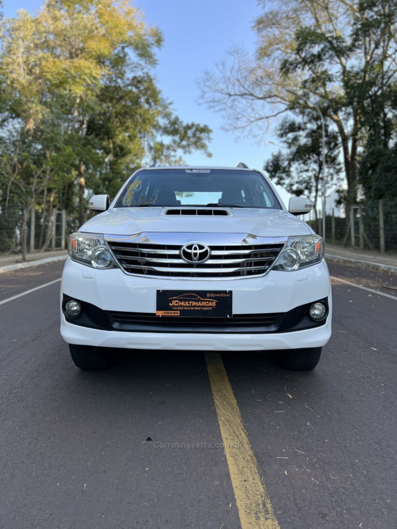 HILUX SW4 3.0 SRV 4X4 16V TURBO INTERCOOLER DIESEL 4P AUTOMÁTICO - 2012 - LAJEADO