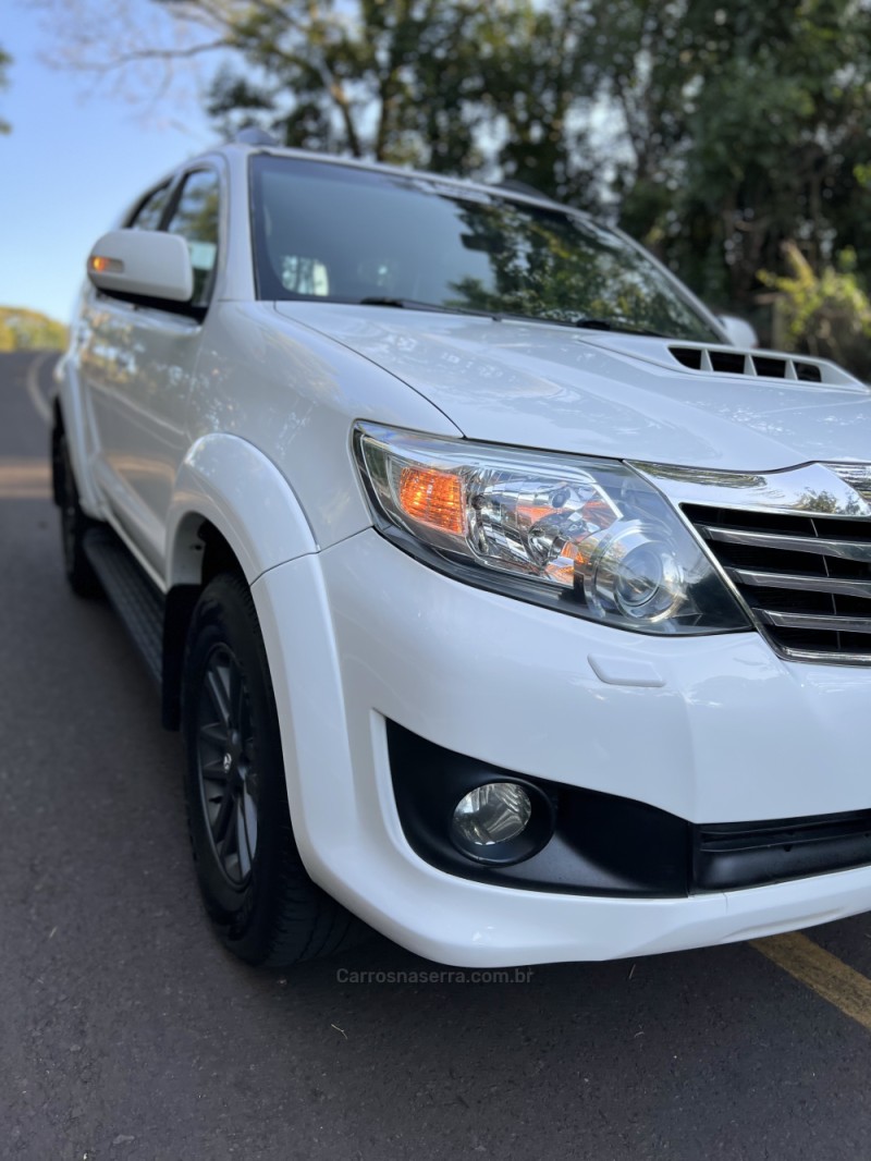 HILUX SW4 3.0 SRV 4X4 16V TURBO INTERCOOLER DIESEL 4P AUTOMÁTICO - 2012 - LAJEADO