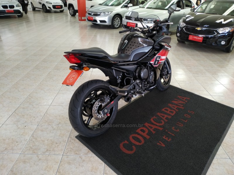 XJ6 F  - 2010 - CAXIAS DO SUL