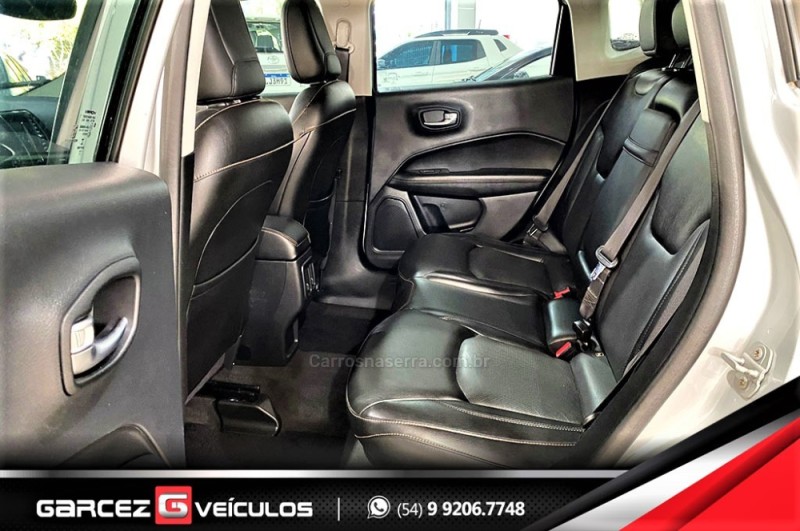 COMPASS 2.0 16V DIESEL LIMITED 4X4 AUTOMÁTICO - 2018 - BENTO GONçALVES