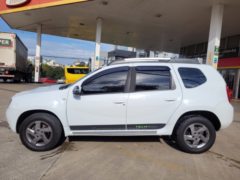 DUSTER 2.0 TECH ROAD 4X2 16V FLEX 4P AUTOMÁTICO - 2014 - CAXIAS DO SUL