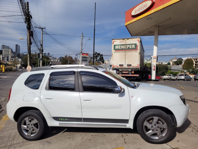 DUSTER 2.0 TECH ROAD 4X2 16V FLEX 4P AUTOMÁTICO - 2014 - CAXIAS DO SUL