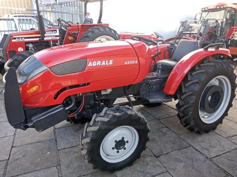 TRATOR 4230  - 2013 - BENTO GONçALVES